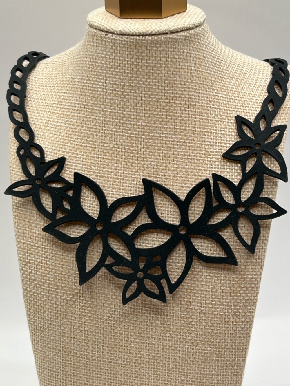 Water proof Necklace and Earrings by Apara - Picture 2 of 5